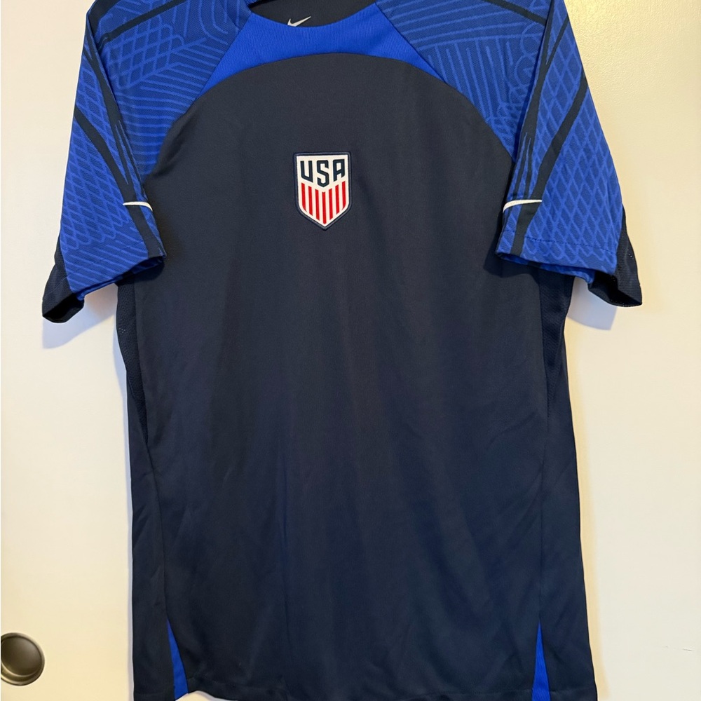 Nike Men's Dark Blue and Royal Blue USA Soccer Jersey.  New without tags.